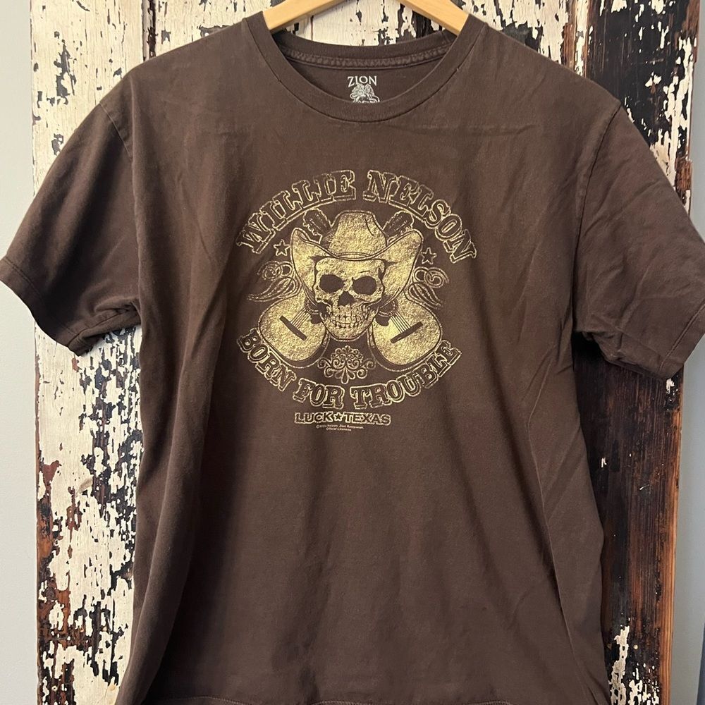 Willie Nelson Born For Trouble Zion Rootswear Men’s Luck Texas Tshirt. Size L